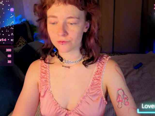 Ricki-Bloom webcam