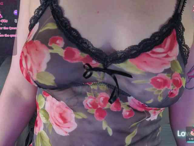 Ricki-Bloom webcam