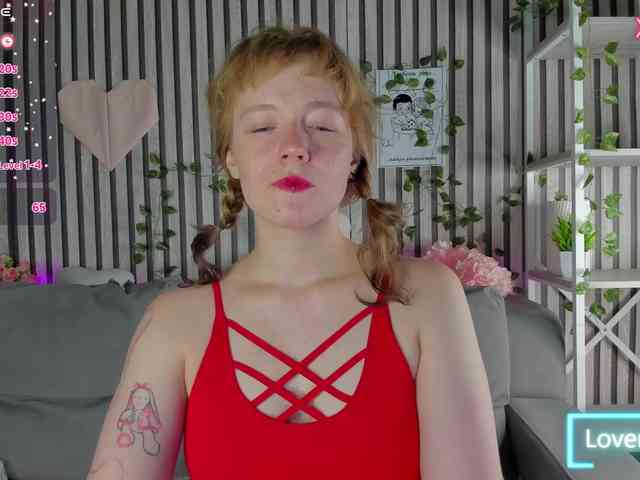 Ricki-Bloom webcam