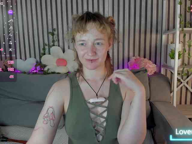 Ricki-Bloom webcam
