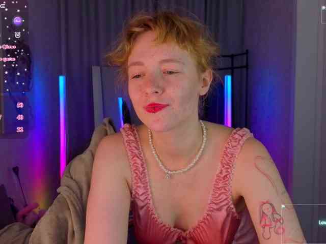 Ricki-Bloom webcam