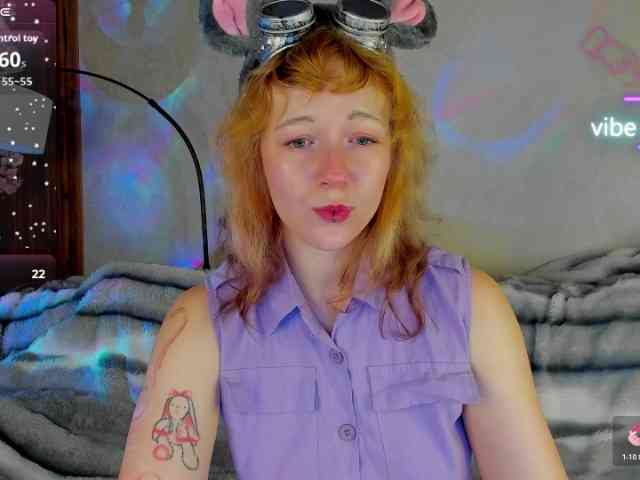 Ricki-Bloom webcam