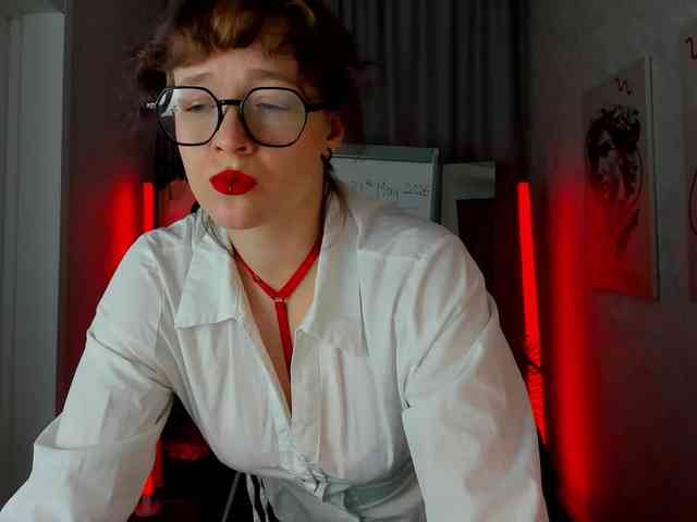 Ricki-Bloom webcam