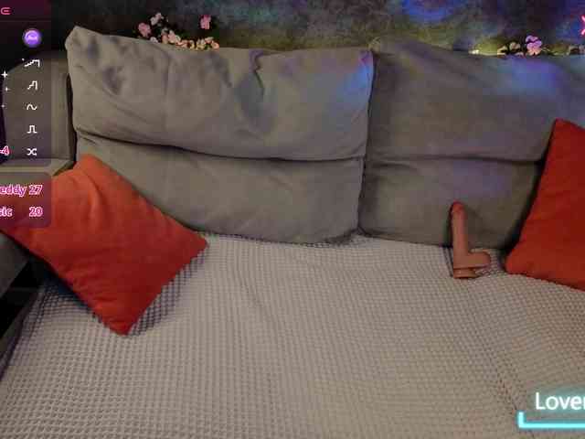 Ricki-Bloom webcam