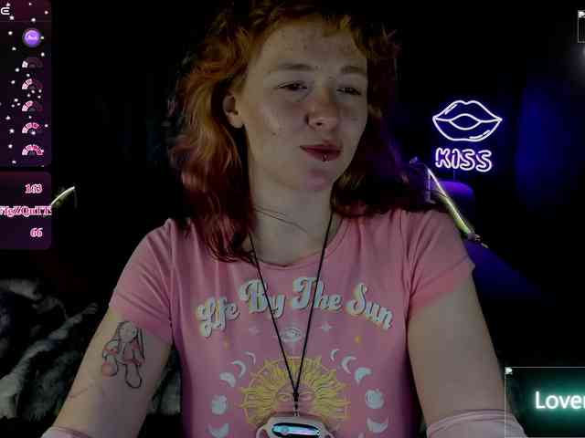 Ricki-Bloom webcam