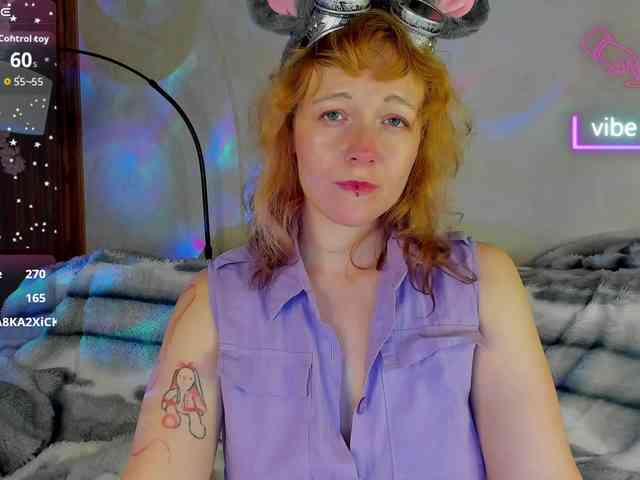 Ricki-Bloom webcam