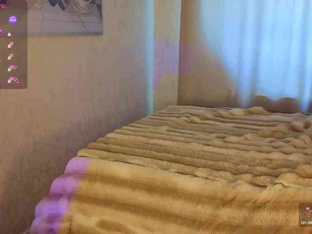Ricki-Bloom webcam