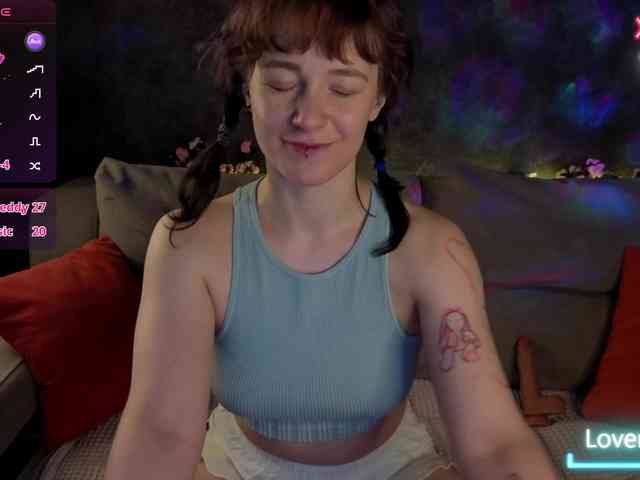 Ricki-Bloom webcam