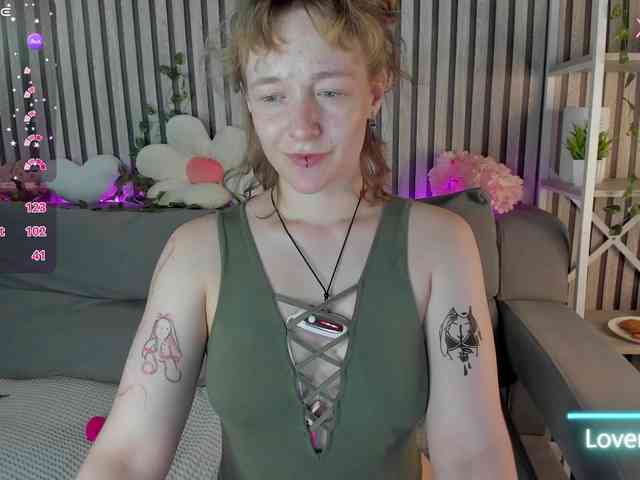 Ricki-Bloom webcam