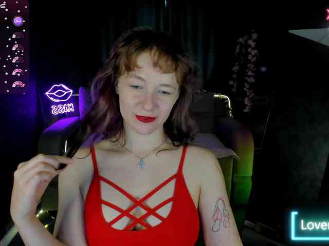 Ricki-Bloom webcam