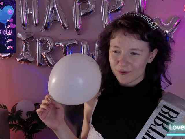 Ricki-Bloom webcam