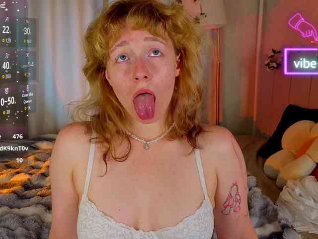 Ricki-Bloom webcam