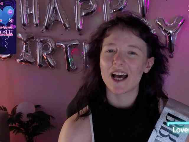 Ricki-Bloom webcam