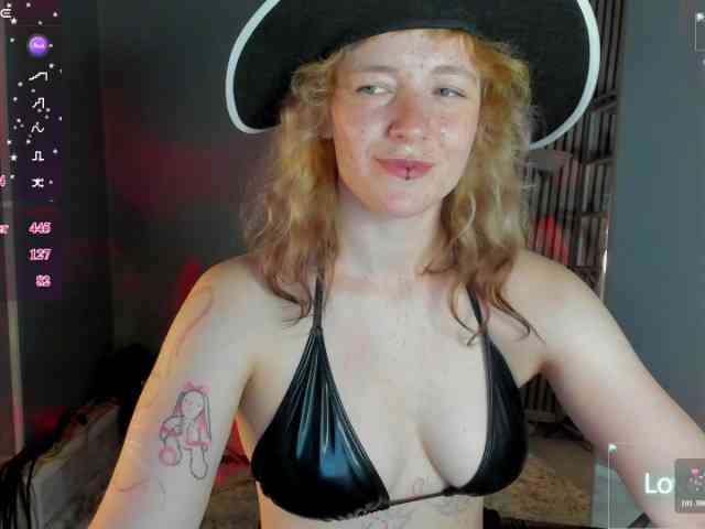 Ricki-Bloom webcam