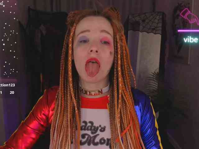 Ricki-Bloom webcam
