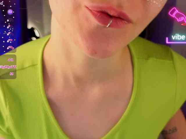 Ricki-Bloom webcam