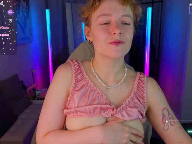 Ricki-Bloom webcam