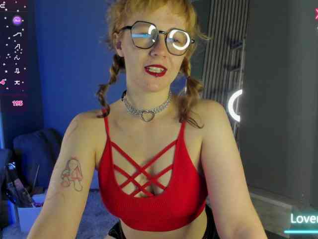 Ricki-Bloom webcam
