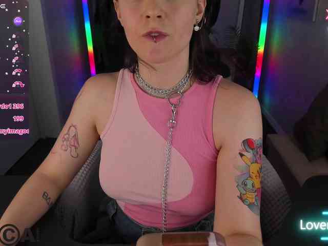 Ricki-Bloom webcam