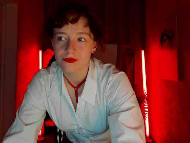 Ricki-Bloom webcam