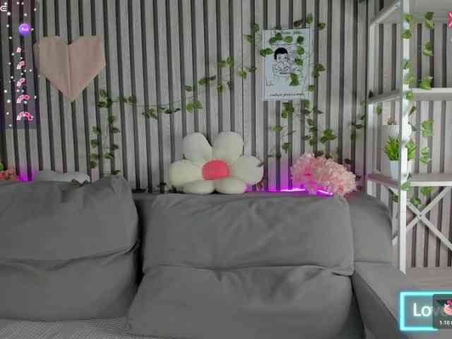 Ricki-Bloom webcam