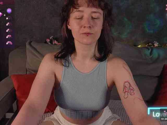 Ricki-Bloom webcam