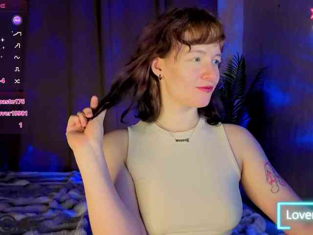 Ricki-Bloom webcam