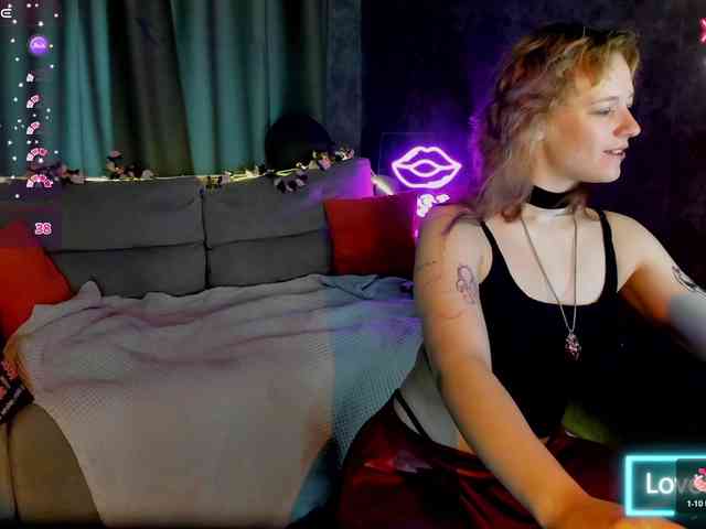 Ricki-Bloom webcam