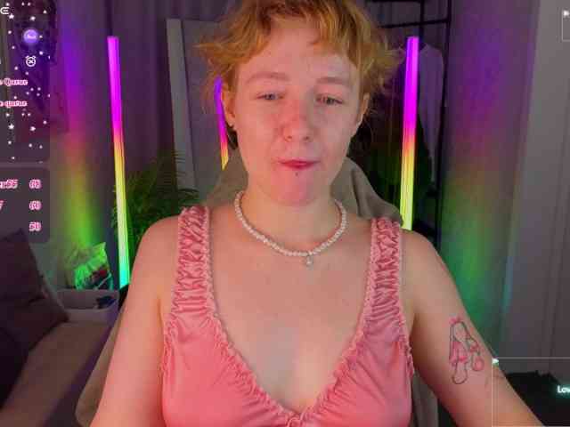 Ricki-Bloom webcam