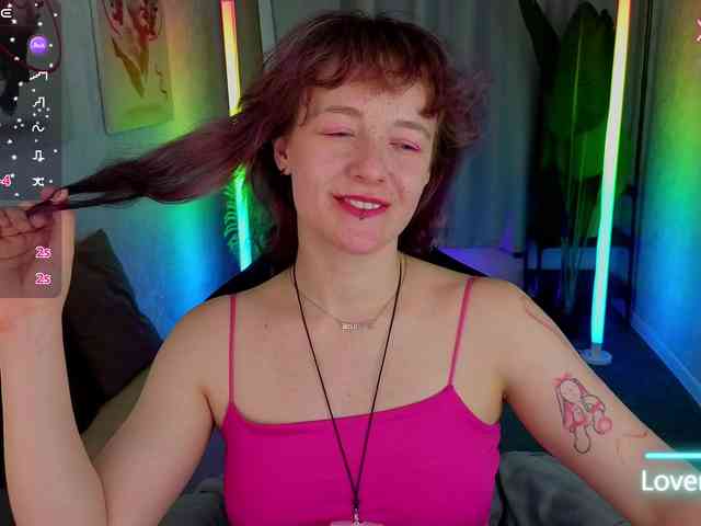 Ricki-Bloom webcam