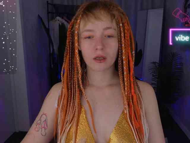 Ricki-Bloom webcam