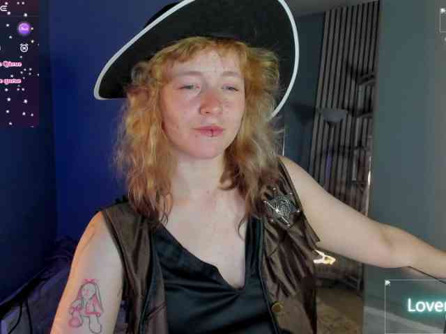 Ricki-Bloom webcam