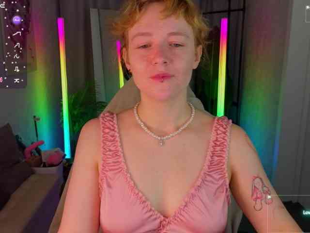 Ricki-Bloom webcam