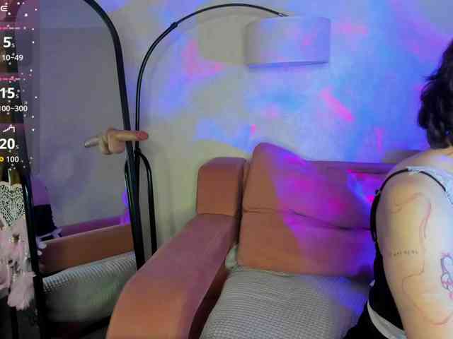 Ricki-Bloom webcam