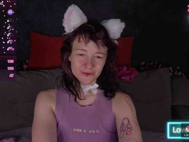 Ricki-Bloom webcam