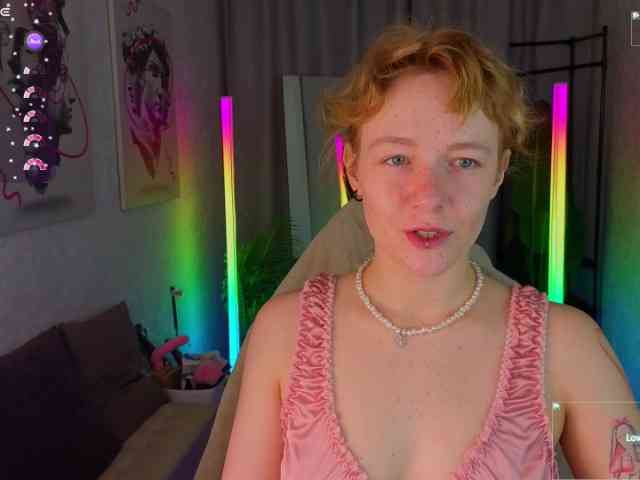 Ricki-Bloom webcam