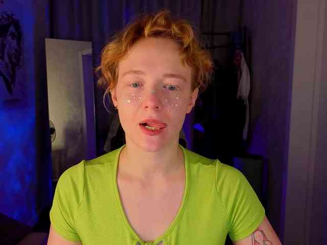 Ricki-Bloom webcam