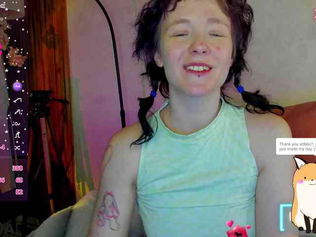 Ricki-Bloom webcam