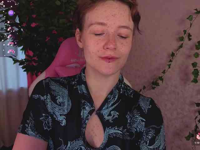 Ricki-Bloom webcam