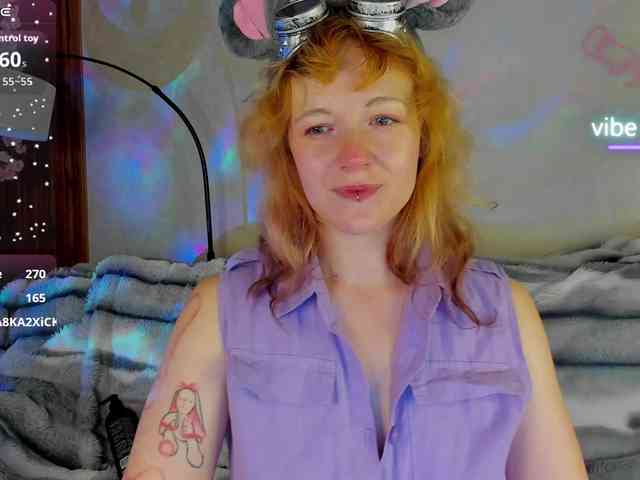 Ricki-Bloom webcam