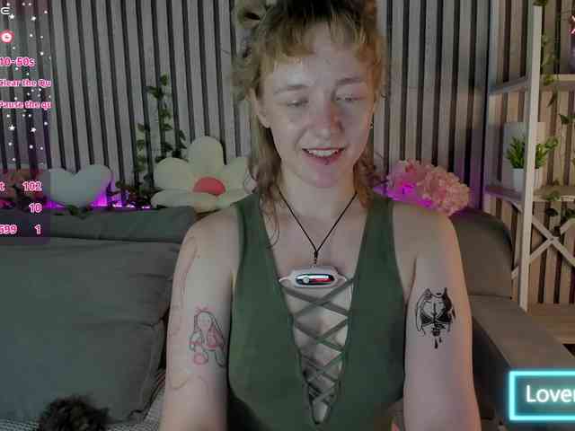 Ricki-Bloom webcam