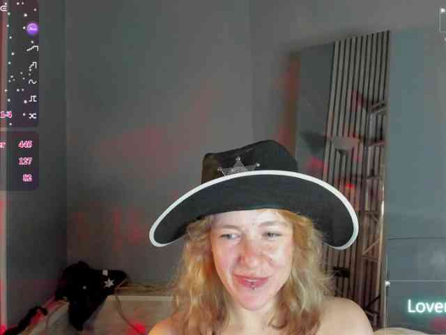 Ricki-Bloom webcam