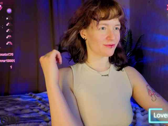Ricki-Bloom webcam
