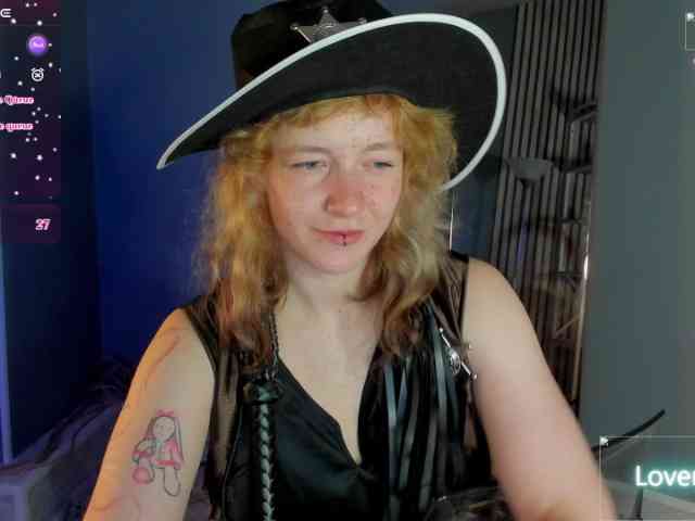 Ricki-Bloom webcam