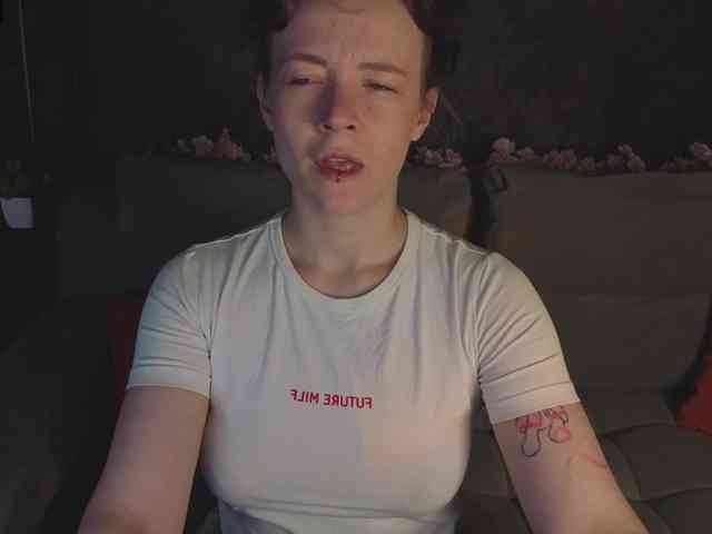 Ricki-Bloom webcam