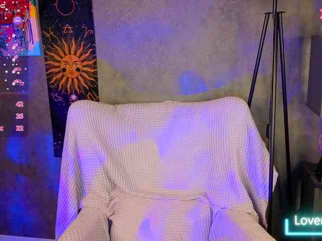 Ricki-Bloom webcam