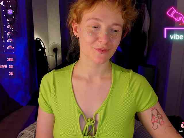 Ricki-Bloom webcam