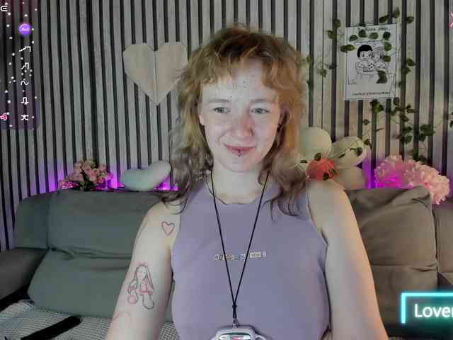 Ricki-Bloom webcam
