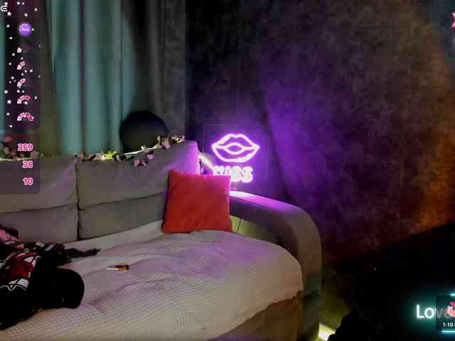 Ricki-Bloom webcam