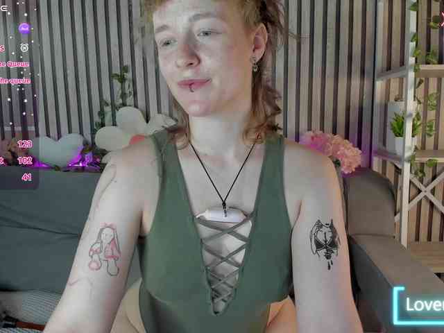 Ricki-Bloom webcam